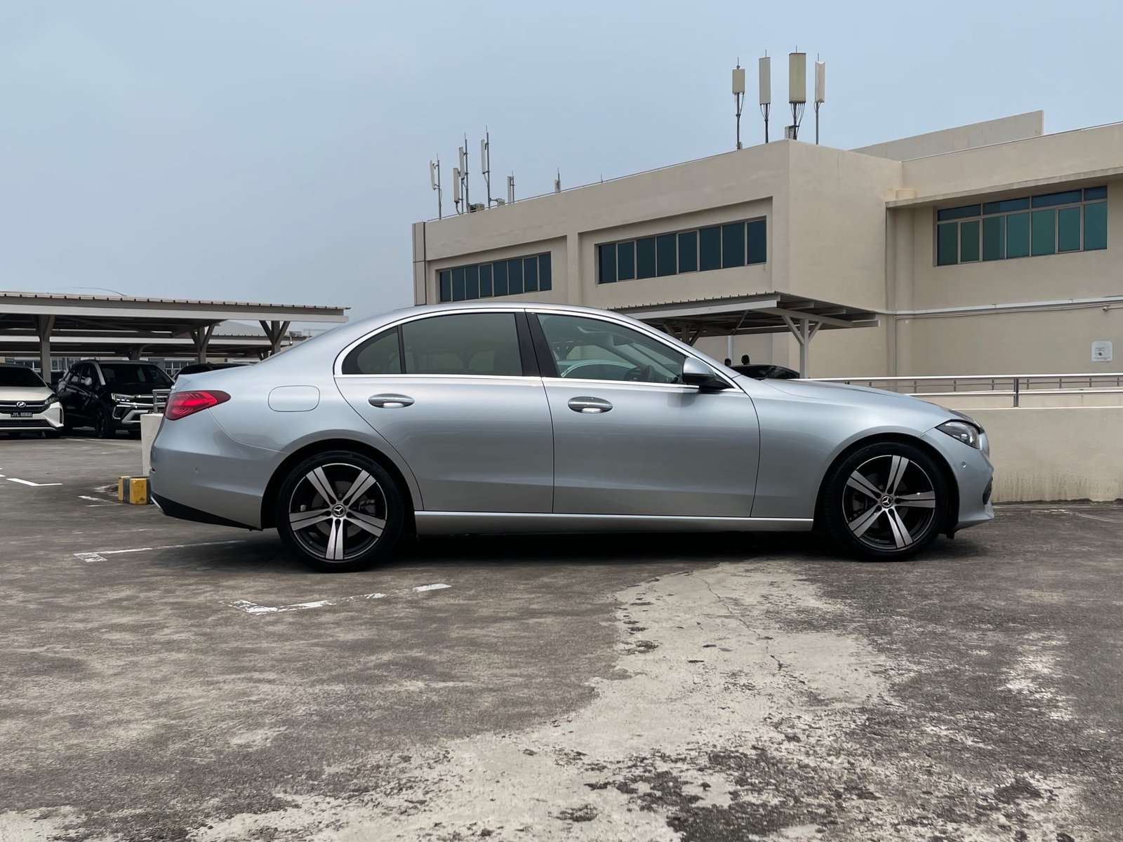 Mercedes-Benz C180 Avantgarde Line photo 4